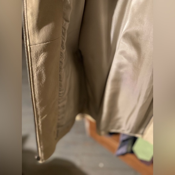 Vintage? 2001? BR suede leather jacket. Straight cut pockets w/big snaps! - Picture 7 of 16